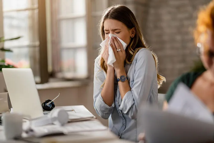 Medical Professionals Reveal The Serious Issues They Treated That Started Seeming So Innocent