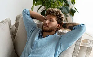 GF Carries The Relationship Financially For 2 Years, BF Takes It Seriously When She Says “Enough”