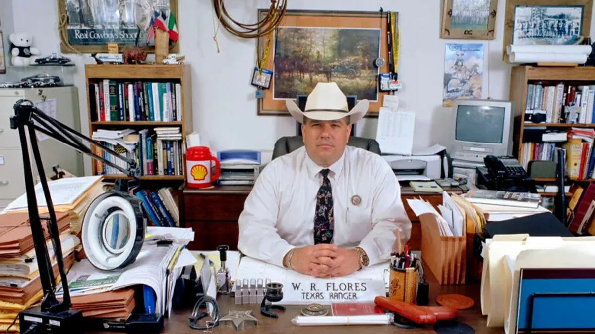 15 Photos By Jan Banning Showing What Bureaucratic Offices Look Like Around The World