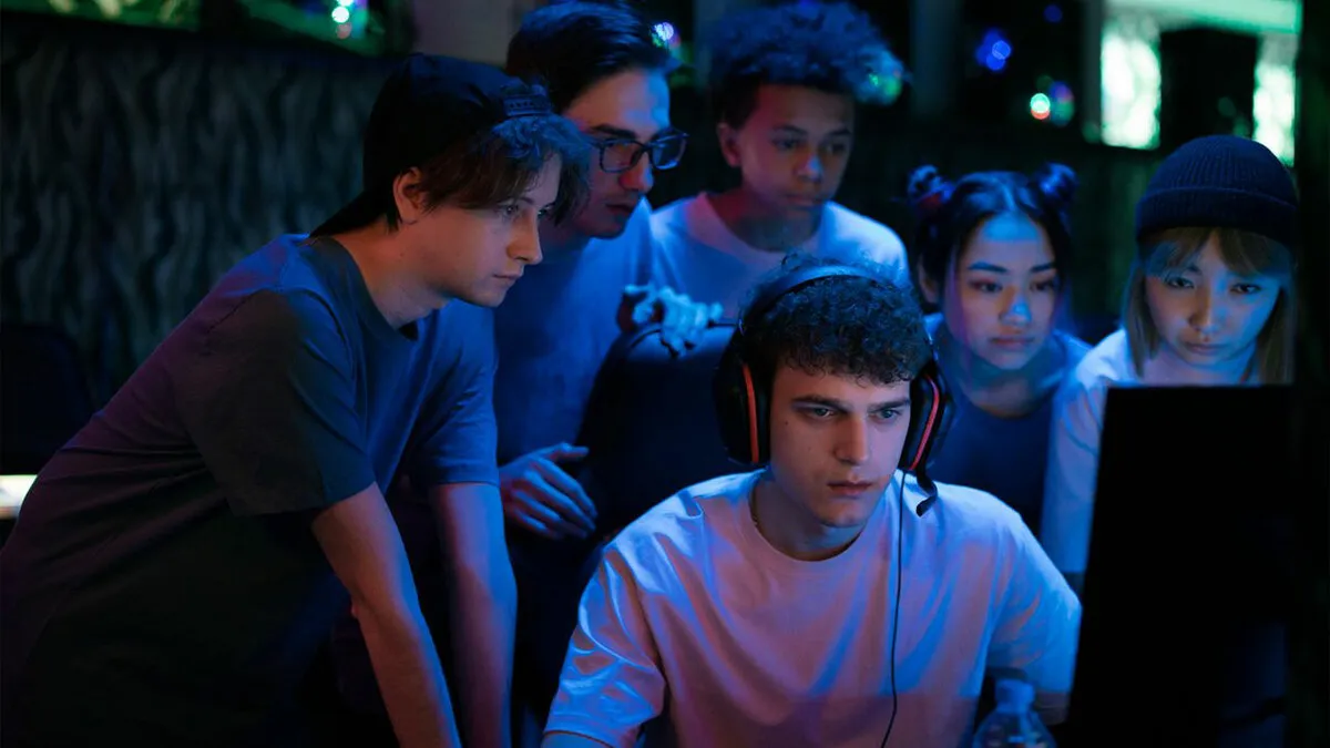 Teen Finds Out Friend Is A Thief, Comes Up With A Revenge Plan That Has Him Suffering For Years