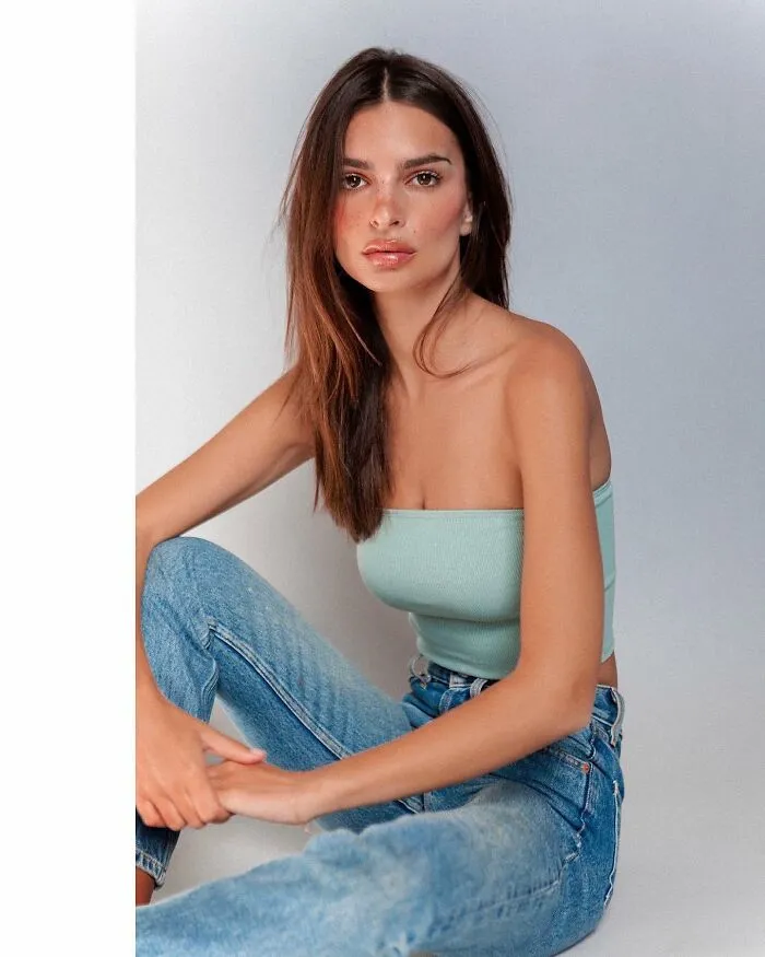 Emily Ratajkowski