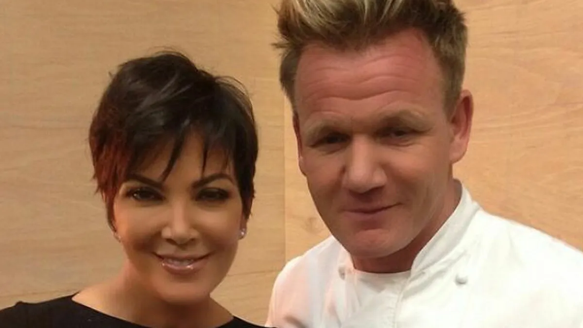 37 Photoshop Fails That Embarrassingly Exposed Celebrities