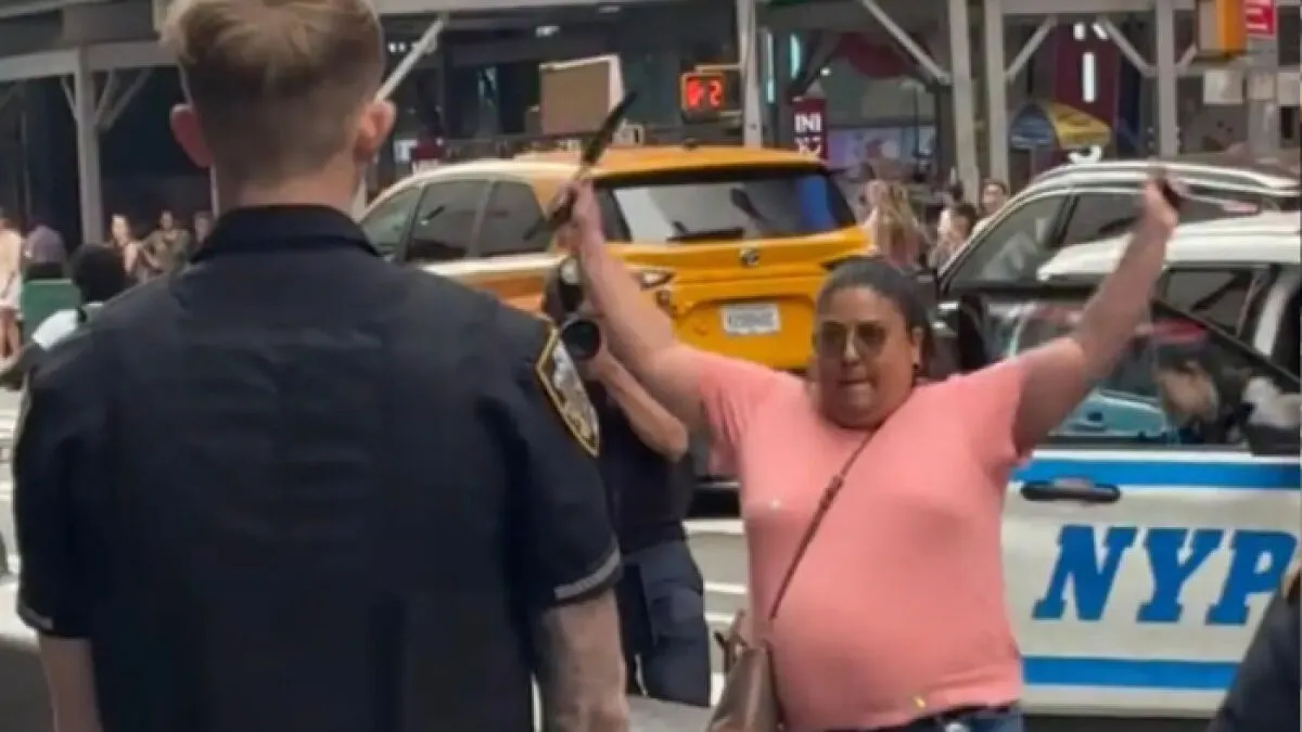 Times Square Victim Revealed As Bank Of America VP As Dramatic Video Shows Attacker’s Confrontation With Cops