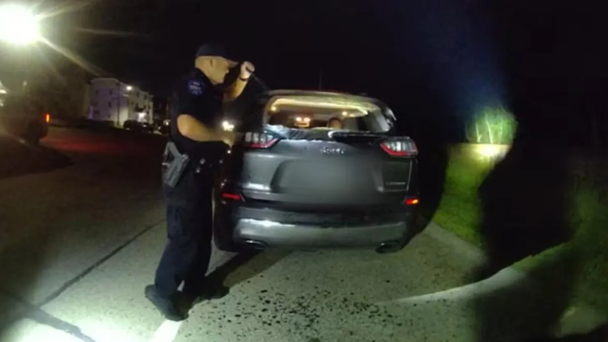 Cop Left Visibly Shaken After Discovering College Freshman’s Disturbing Crime Scene Inside Her Own Car