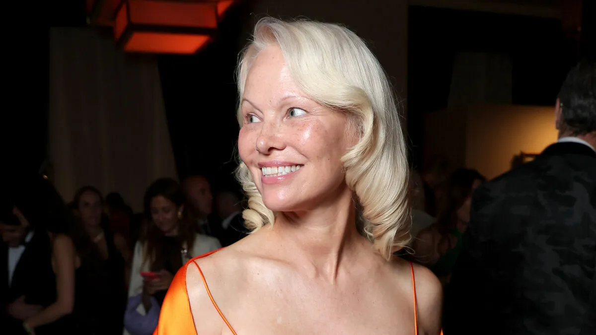 "Around 10 Years To Live": Pamela Anderson Reveals Details Of Her Harrowing Health Battle