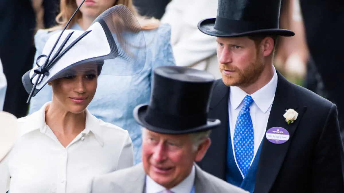 Experts Break Down King Charles’ Letter To Harry And Meghan, Reportedly Furious Over "Private Citizens" Label