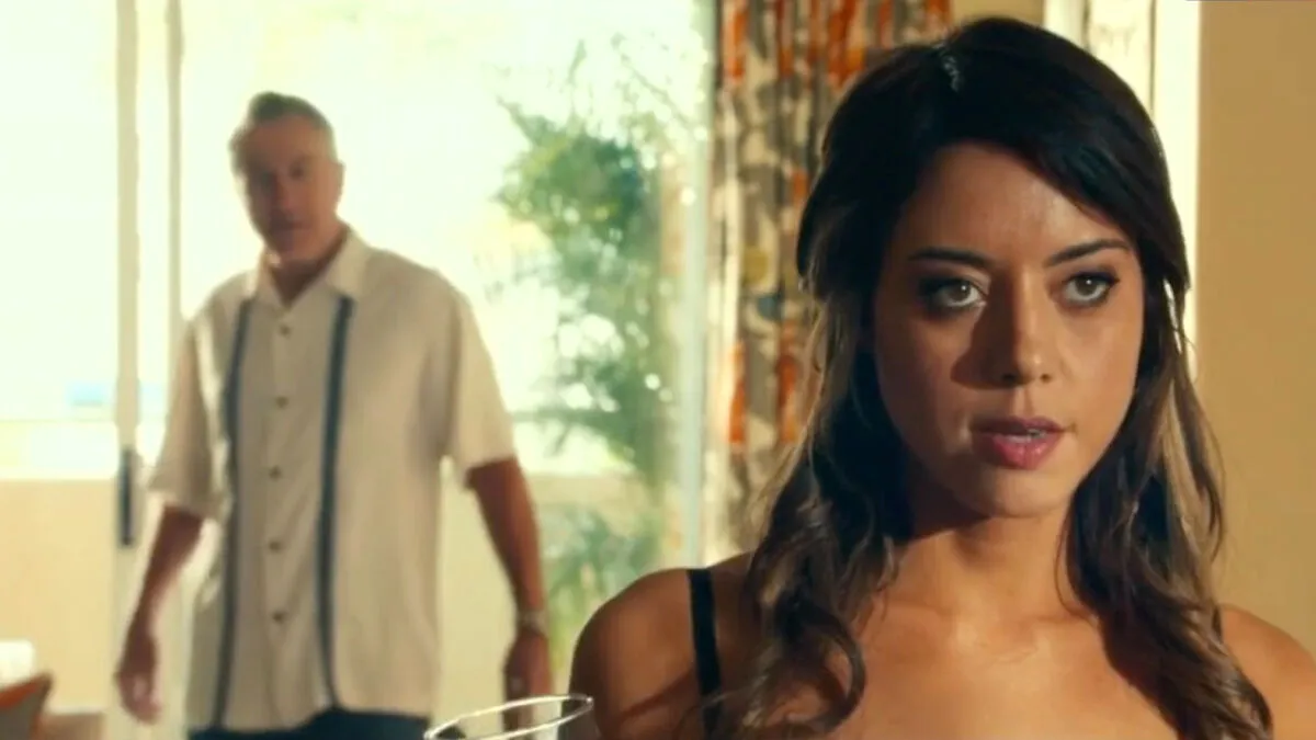 Aubrey Plaza's Story About Director's Request During Her Intimate Scene With Robert De Niro Is Going Viral Again