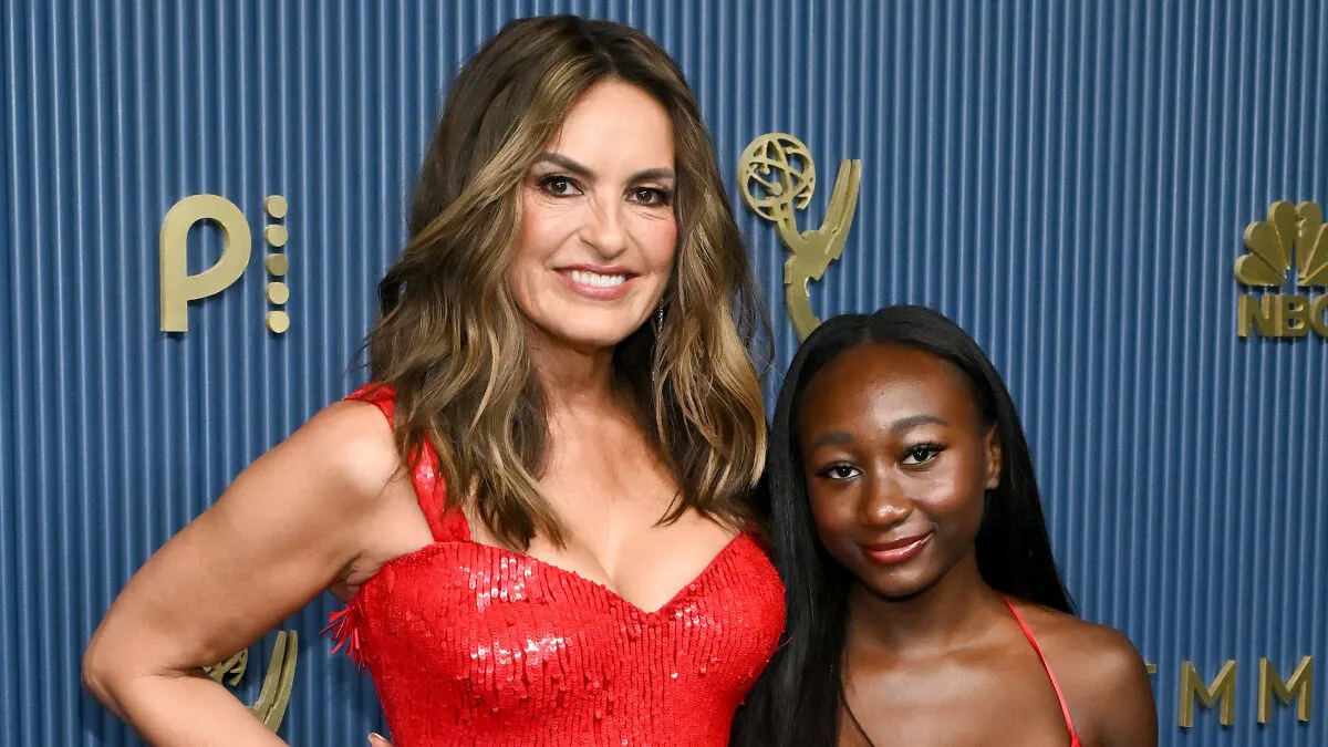 Megyn Kelly Brutally Slams Mariska Hargitay’s “Disgusting” Parenting Over Daughter’s Low Cut Emmy Dress