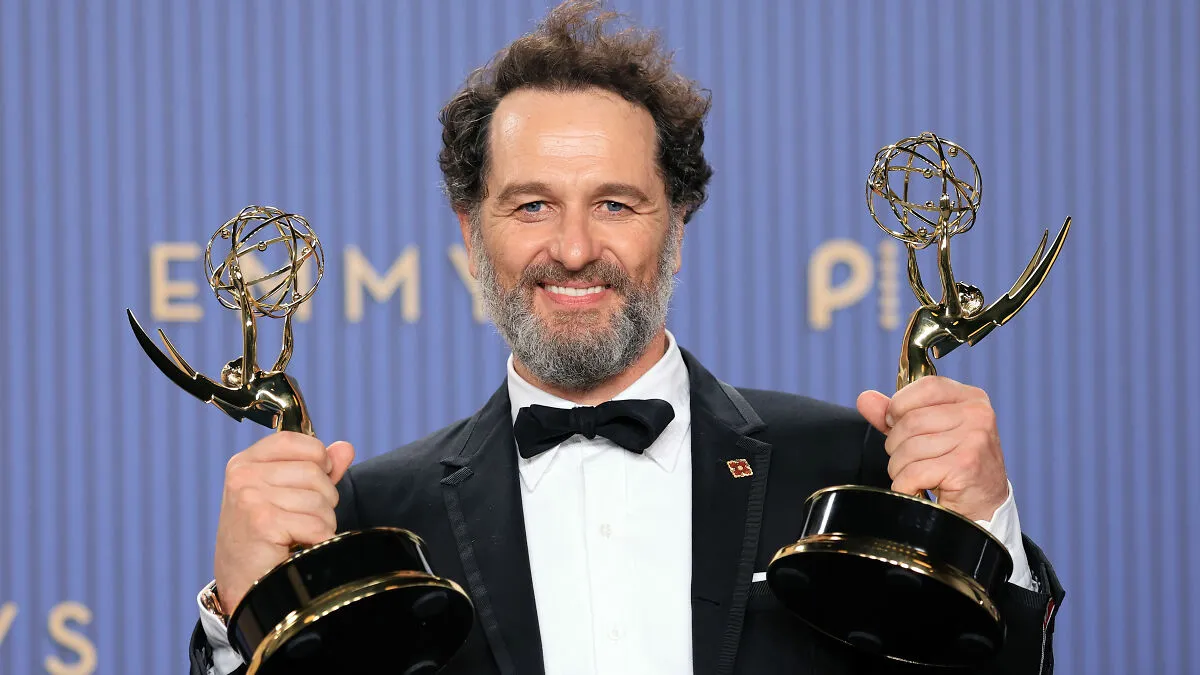 Emmy Winner Breaks Silence On Tense Moment With Wife, Body Language Expert Weighs In: "Screams Desperation"