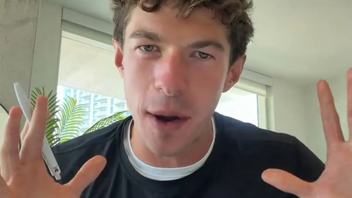 Man Shares 8 Non-Negotiables For How Men Should Treat Women, And Some Of His Rules Have People Talking