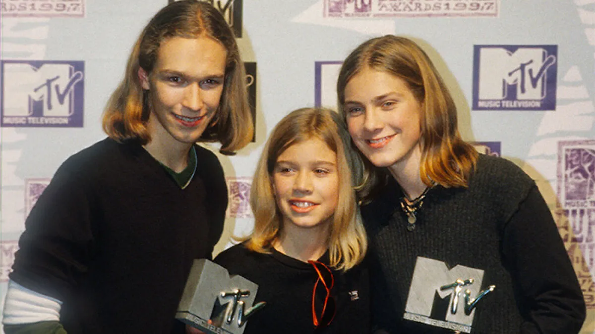 40YO Hanson Brothers Stun Fans With Wildly Different Life 3 Decades After Fame