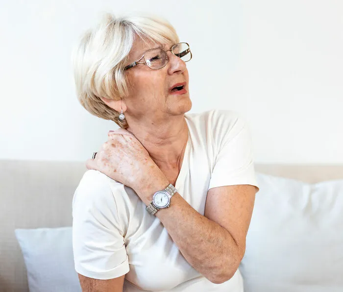 “Harbinger Of Doom”: 61 Health Symptoms People Brush Off That Actually Terrify Doctors And Nurses