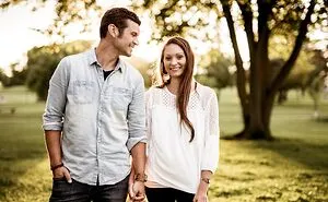 32 People Get Candid About Their Arranged Marriages, And The Answers Are Eye-Opening