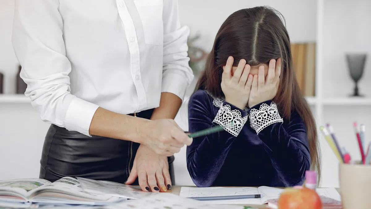 Student, Tired Of Being Picked On, Decides To Teach ‘Ms. Bitter’ A Lesson That Leaves Her Red-Faced