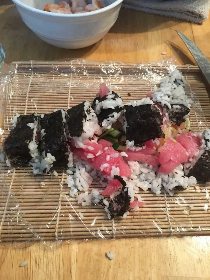 Poorly assembled broken sushi roll cooking fail