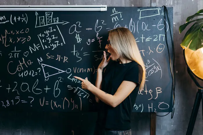 74 Baffling Paradoxes That Look "Simple," But Might Challenge Your Perception Of Things