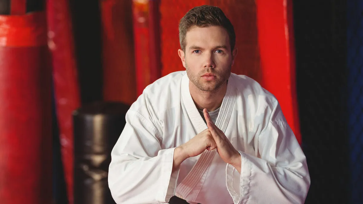 Guy Refuses To Quit Martial Arts For His Fiancée, Comes Home To Find $600 Of His Gear Gone