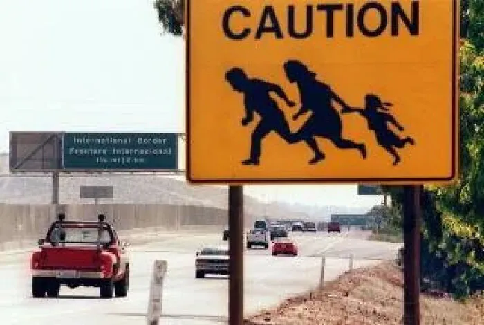 Funny-Weird-Signs-Around-World