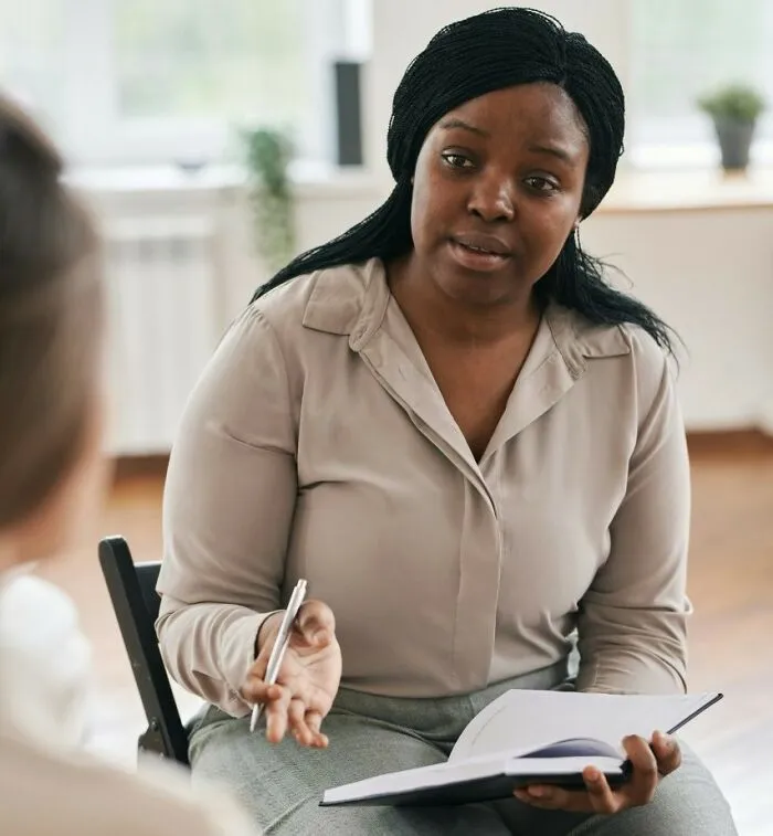 65 Therapists Explain Exactly How They Found Out They Had A Sociopath In Front Of Them