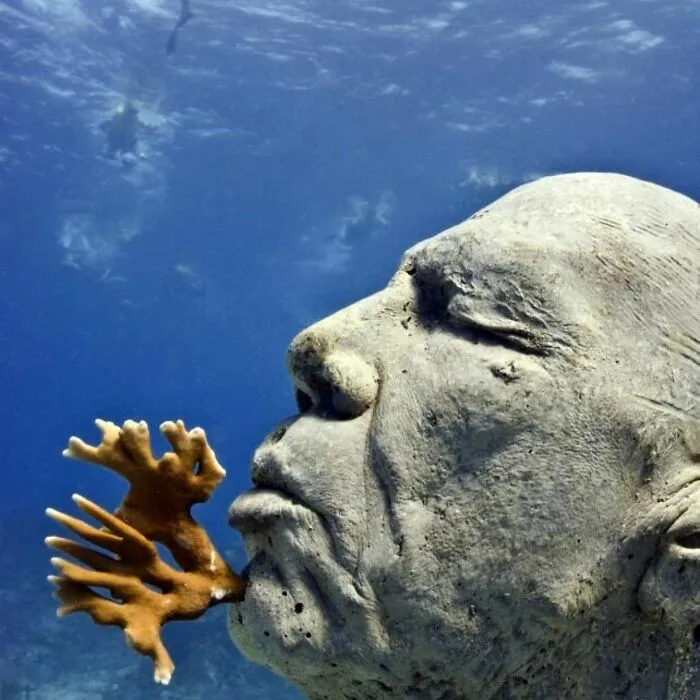 For 20 Years, This Artist Has Been Placing Stunning Sculptures Beneath The Ocean That Support Marine Life (20 New Pics)