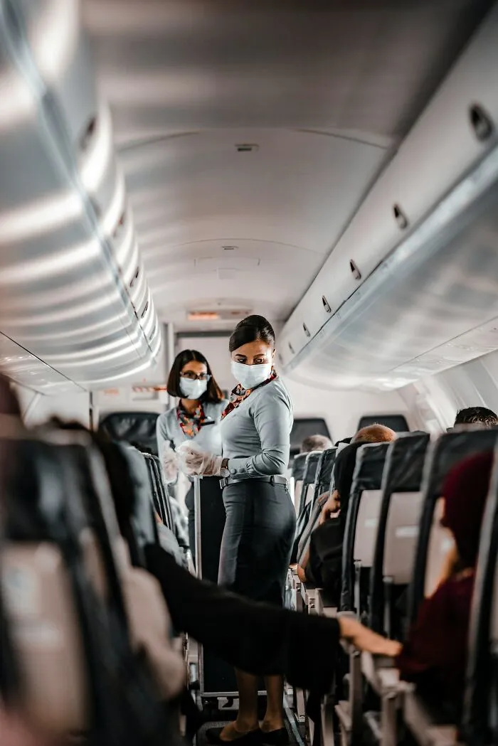 39 Unhinged Things Cabin Crew Had To Actually Deal With