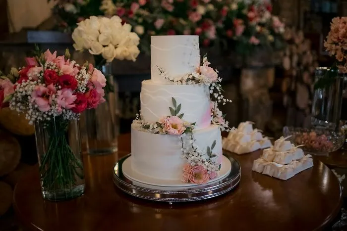 57 Wedding Moments That Are So Wild, People Can't Remember Anything Else From That Day