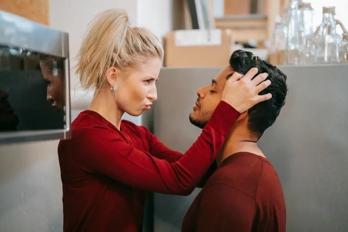 “People Who Got Divorced At 25 Plus Years Of Marriage, What Was The Final Straw?” (51 Answers)