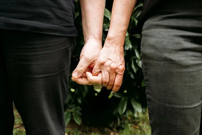 “People Who Got Divorced At 25 Plus Years Of Marriage, What Was The Final Straw?” (51 Answers)
