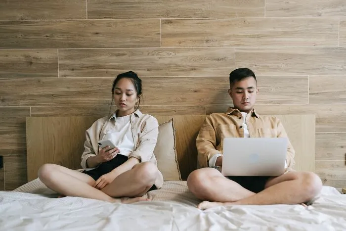 “People Who Got Divorced At 25 Plus Years Of Marriage, What Was The Final Straw?” (51 Answers)