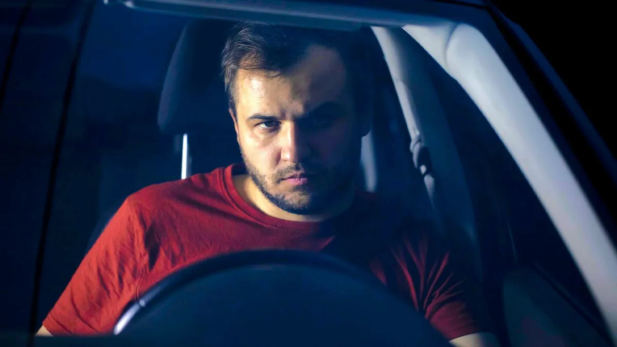 Man Followed His Wife After Suspecting An Affair, Only To Get Utterly Obliterated By Her Reaction 