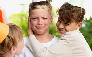 Are You A Middle Child? These Traits Might Explain More Than You Think