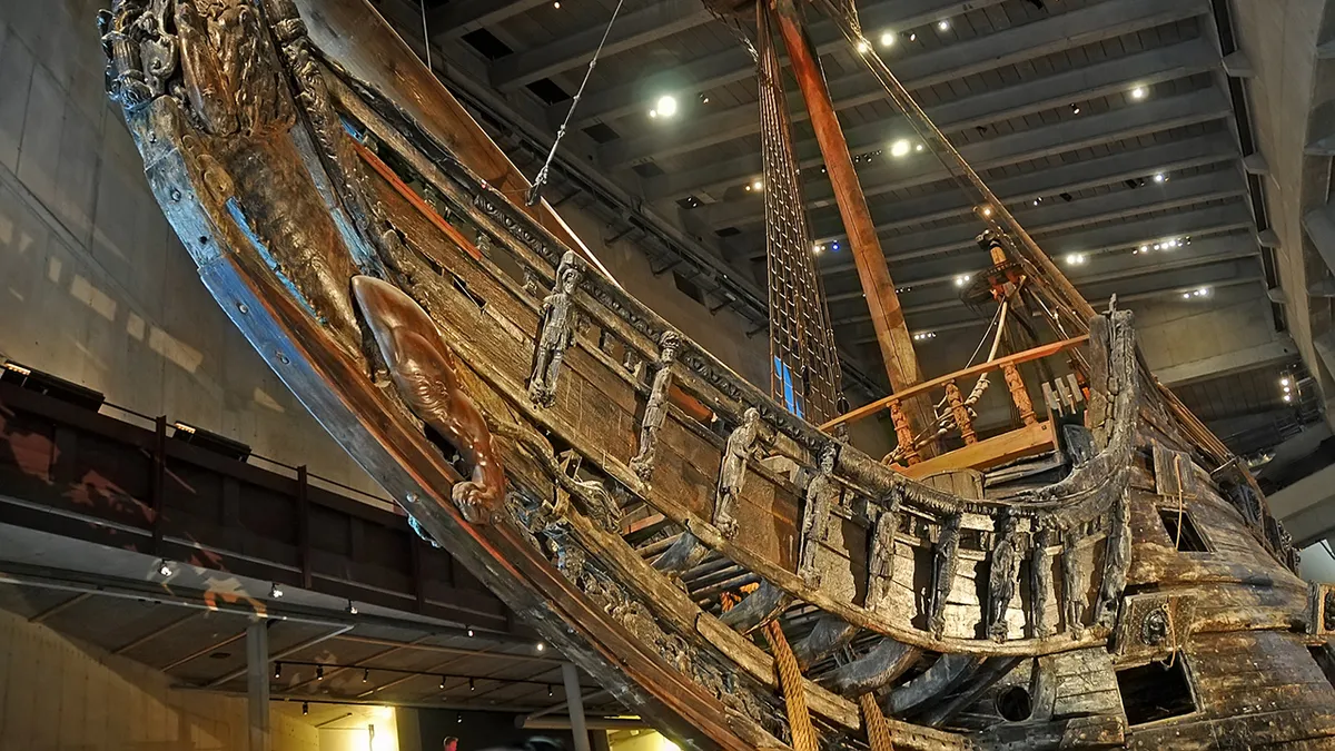Expert Breaks Down The 20 Most Valuable Artifacts Ever Recovered From Shipwrecks
