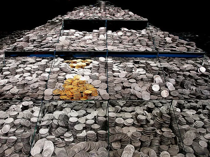 The Mercedes 17-Ton Coin Cargo