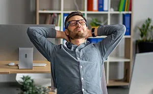 Boss Expects Employee At HQ After Six Years Remote, He Shows That His Home Office Was Approved By HR