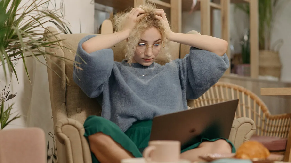 Woman Gets Accused Of Stealing A Stranger’s Fictional Boyfriend Because Of Fanfiction She Wrote Years Ago
