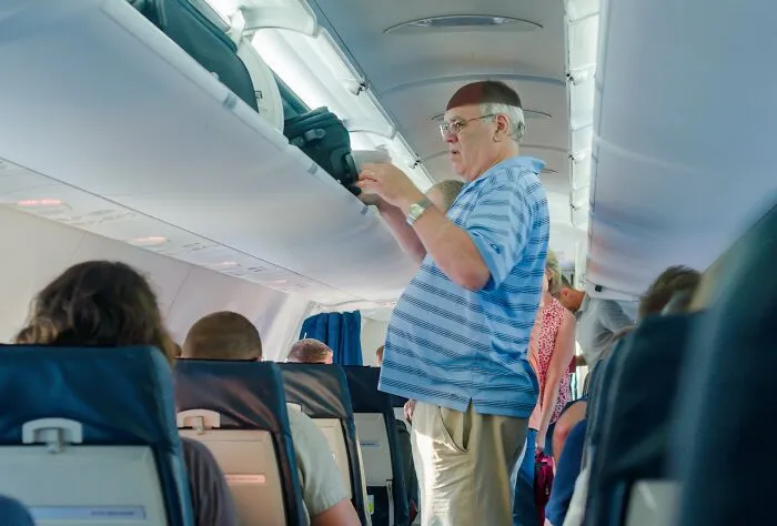 38 Insane Passenger Interactions These Flight Attendants Will Never Be Able To Forget
