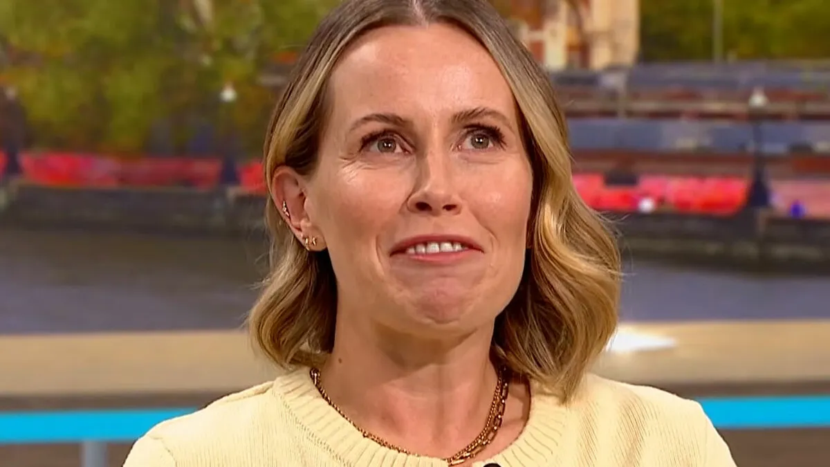 Woman With Painful Bloating Finds An Unexpected Solution After Years Of Being Unable To Burp