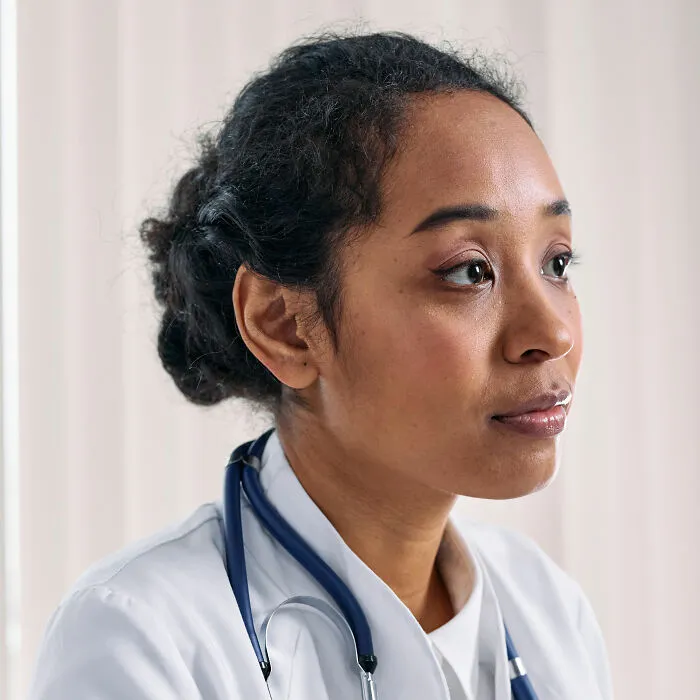 Hypochondriacs, Look Away: 61 Seemingly Innocent Health Symptoms That Terrify Doctors