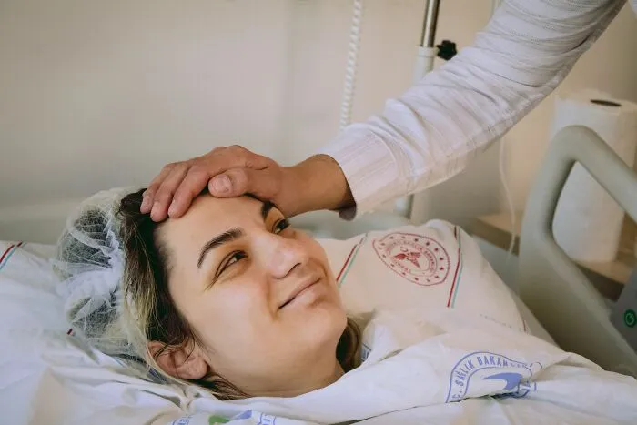 75 Times Sedated Patients Said Outrageous Things That Cracked Up Medical Professionals