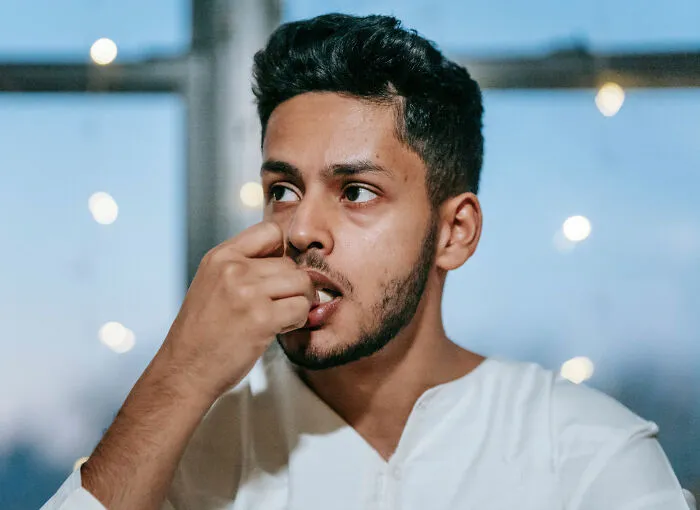 Hypochondriacs, Look Away: 61 Seemingly Innocent Health Symptoms That Terrify Doctors