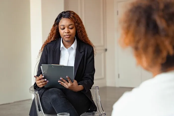 65 Therapists Explain Exactly How They Found Out They Had A Sociopath In Front Of Them