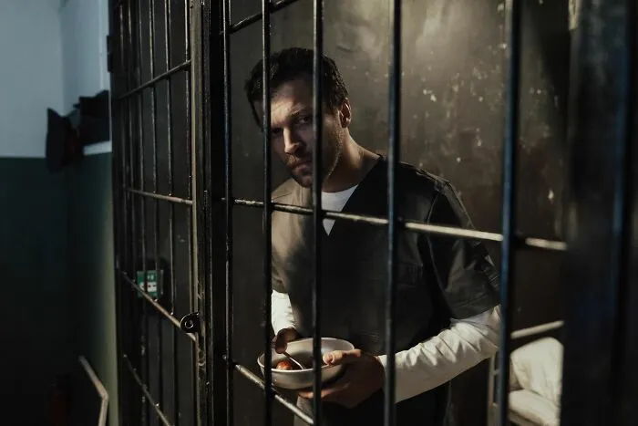 65 Therapists Explain Exactly How They Found Out They Had A Sociopath In Front Of Them