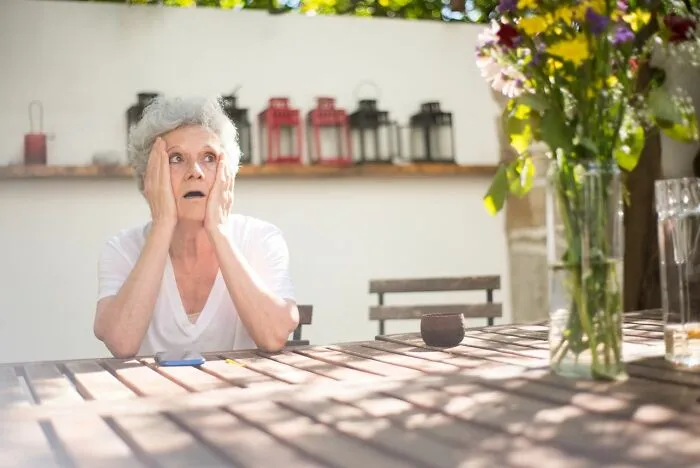 54 Service Workers Share The Weirdest Things They’ve Ever Walked Into At A Client’s Home