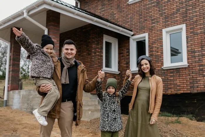 54 Times A Routine House Call Turned Into Something Service Workers Never Expected