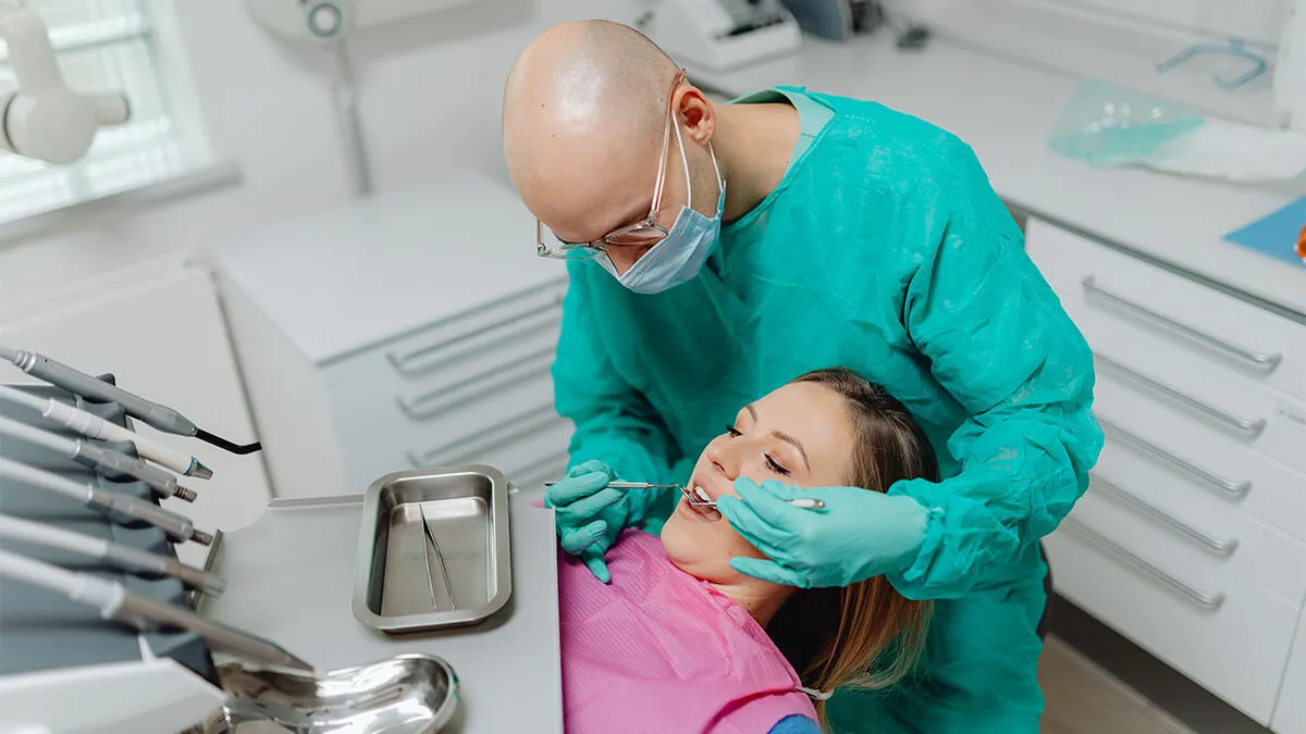Woman Gets Quoted $11.5K For Dental Work, A Second Opinion Gives Her Plenty To Write In A Review