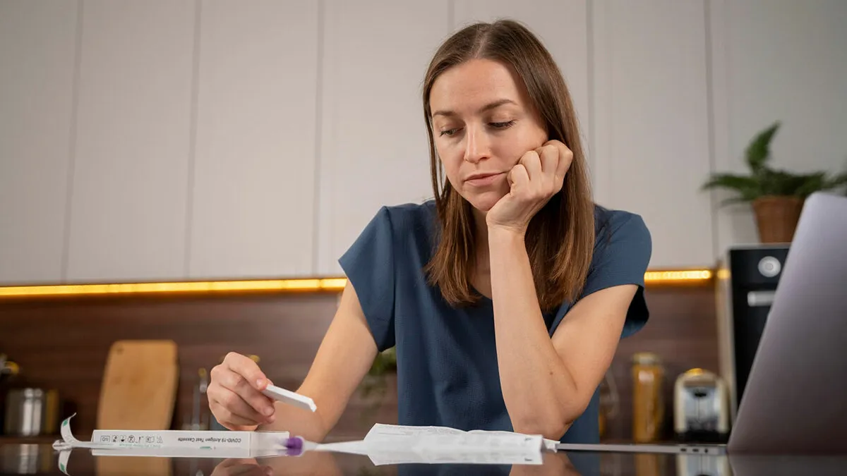 34YO Recalls Getting Kicked Out By Stepmom And Dad At 16, Then Ignores Their Desperate Plea For Help