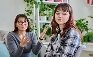 Woman Finally Gives Stepdaughter The Same Energy She’s Been Getting For Years, Family Drama Explodes