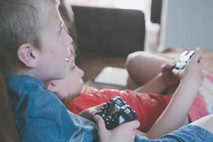 52 Things People Couldn’t Believe Others Thought Were Normal To Keep And Do At Home