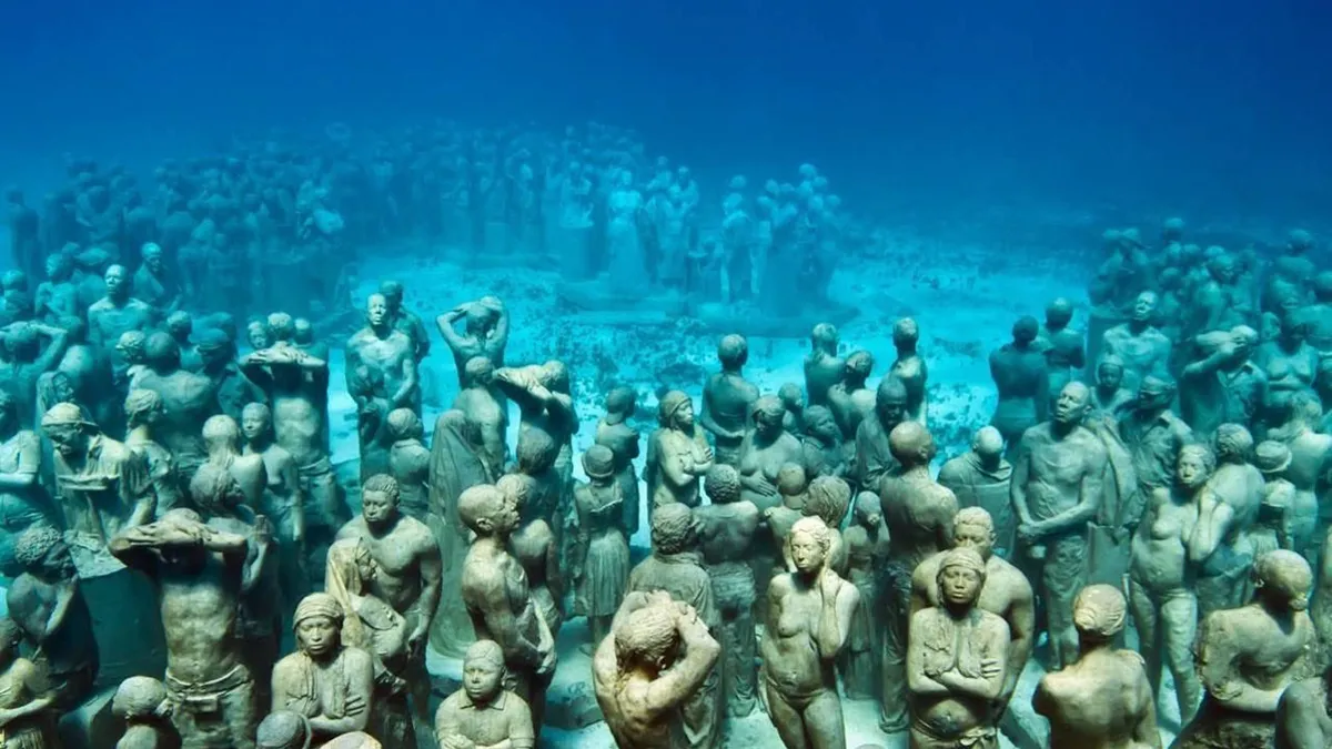 For 20 Years, This Artist Has Been Placing Stunning Sculptures Beneath The Ocean That Support Marine Life (20 New Pics)