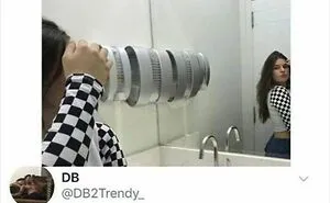 57 Times People Forgot Mirrors Reflect Everything And Ended Up With Hilarious Photos